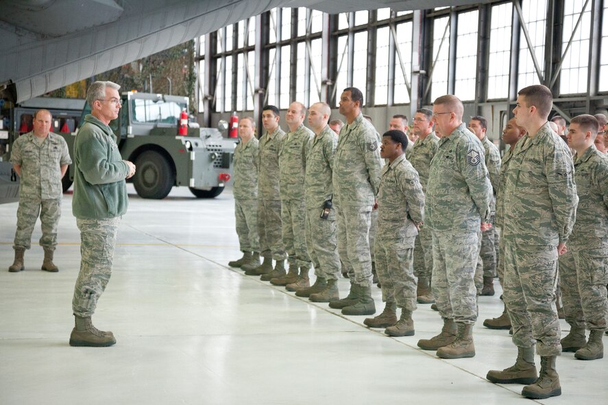 Gen. Paul J. Selva, Air Mobility Command commander, meets with members of the 934th Airlift Wing during his visit to the Minneapolis-St. Paul Air Reserve Station, Minn. (U.S. Air Force Photo/Shannon McKay)