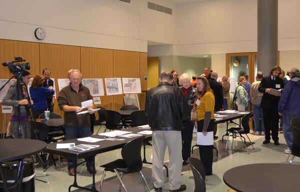 The Army Corps of Engineers, Louisville District, helps the public understand Aquatic Nuisance Species (ANS) at a public meeting in Fort Wayne, Ind., Dec. 4, 2012.