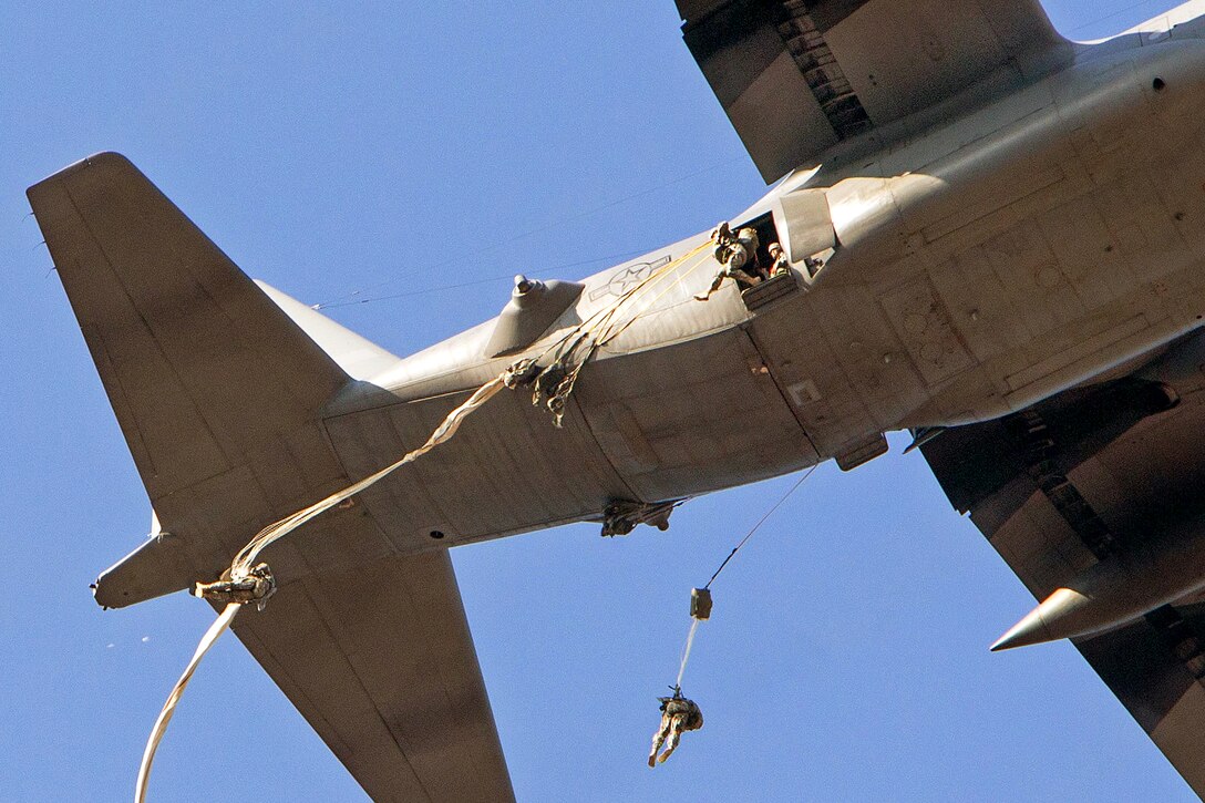 U.S. DEPARTMENT OF DEFENSE > Photos > Photo Gallery