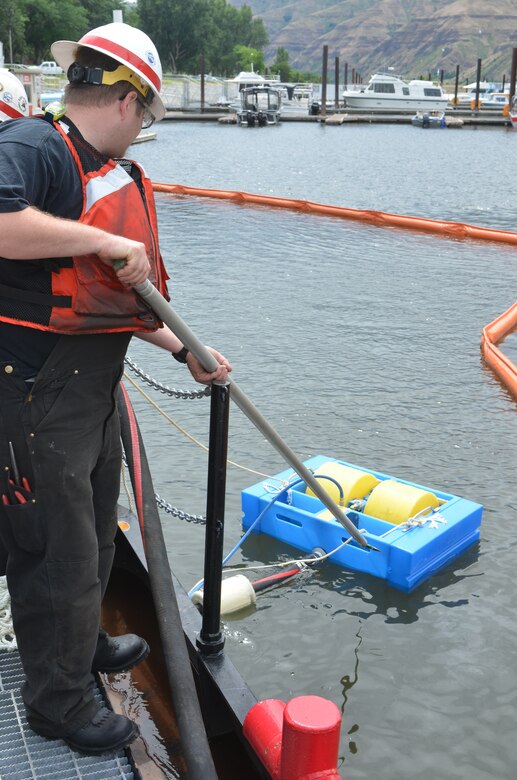 A floating drum skimmer would be used to collect and remove oil from a surface oil spill. Oil is attracted to the rolling drums surfaces, which is then stripped from the drums and pumped into collection tanks. The drum skimmer can be used in closed catchments or open water for either thin or thick oil in a range of weather conditions. Much of the captured oil can be recycled rather than placed in a landfill. The skimmer can be rapidly deployed by a single person since it's relatively lightweight – only 45 pounds – and consists of only six parts, readily assembled on-site prior to operation. The Corps’ Lower Granite project has the only such skimmer in the area.