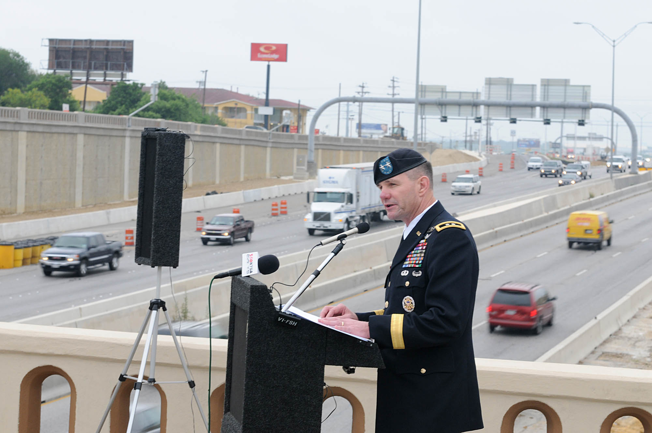 City celebrates opening of ‘Gateway to Fort Sam Houston’ > U.S