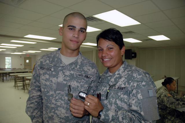 Entire family joins Florida Army Guard > National Guard > Guard News ...