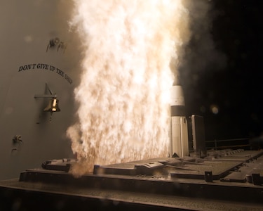 A Standard Missile-3 (SM-3) Block 1A interceptor is launched from the guided-missile cruiser USS Lake Erie (CG 70) during a Missile Defense Agency and U.S. Navy test in the Pacific Ocean. The SM-3 Block 1A successfully intercepted a target missile that had been launched from the Pacific Missile Range Facility, Barking Sands, Kauai, Hawaii. 

