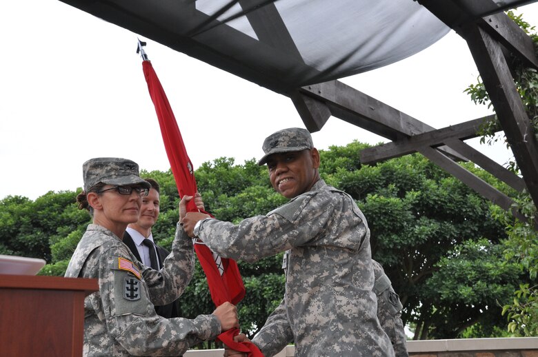 Col. Kimberly Colloton assumed responsibilities as the 60th Commander and District Engineer of the U.S. Army Corps of Engineers Los Angeles District during a formal change of command ceremony held July 11 at the Eagle’s Nest Club House in Cypress, Calif. 
