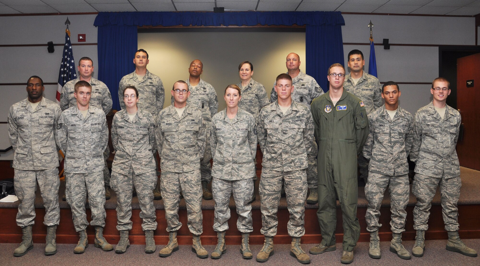 The 931st Air Refueling Group welcomed the following newcomers during the July unit training assembly, July 13, 2013. First row, left to right: Staff Sgt. Michael Sloan, Staff Sgt. Ray Wahl, Senior Airman Margaret Noonan, Airman 1st Class Charles Musick, Master Sgt. Michael Fern, Airman 1st Class Robert Jones, Senior Airman Waiwo Yrjanainen, Airman 1st Class Jordan Byers-Ewings and Airman 1st Class Justin Trotter. Second Row, Left to right: Staff Sgt. Allan Shurtz, Airman 1st Class Richard Cong, Tech Sgt. Kenneth Madison, Lt. Col. Joyce Zillinger, Tech Sgt. David P. Kenny and Senior Airman Kyle Mitsuyasu. (Air Force Photo by Master Sgt. Brannen Parrish)
