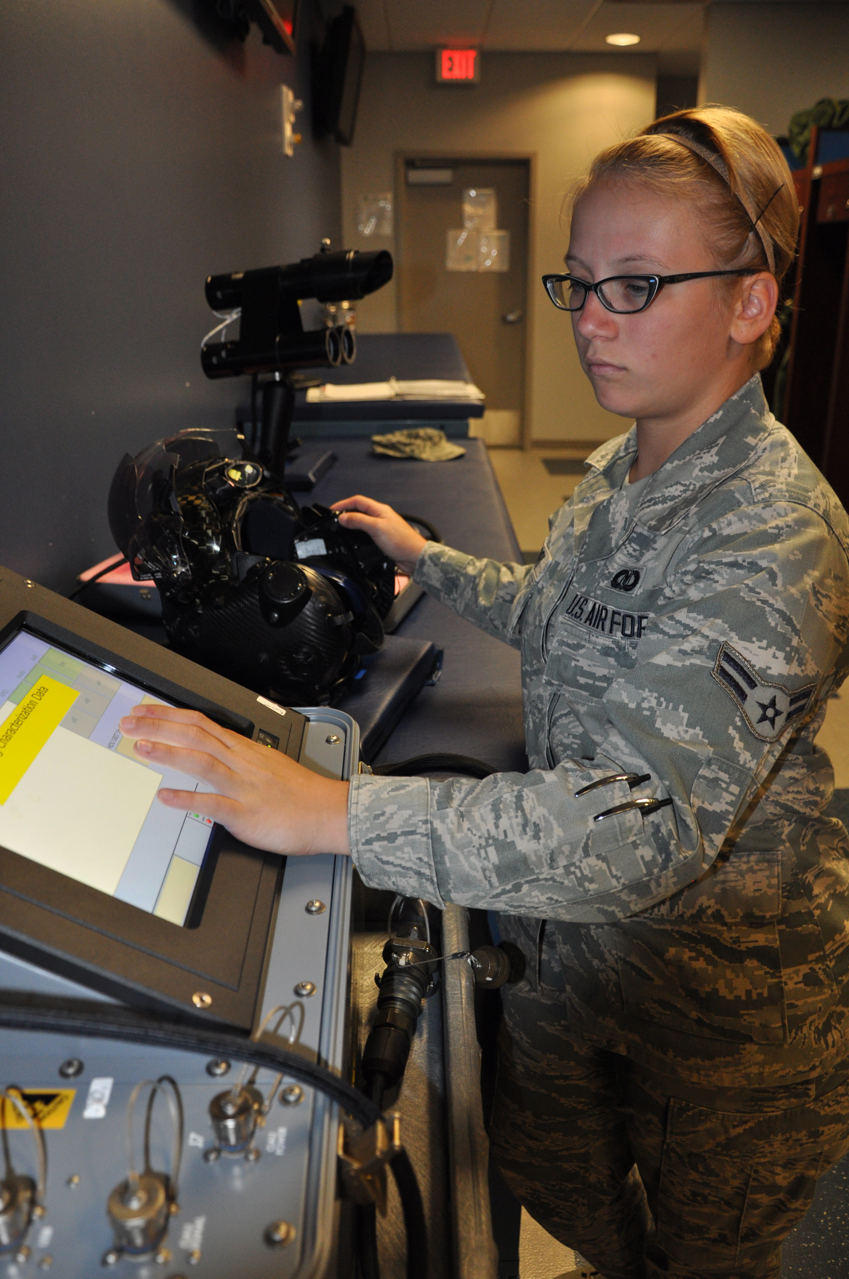 equipment flight aircrew air force support afb eglin training named squadron operations hi res af helmet optical system