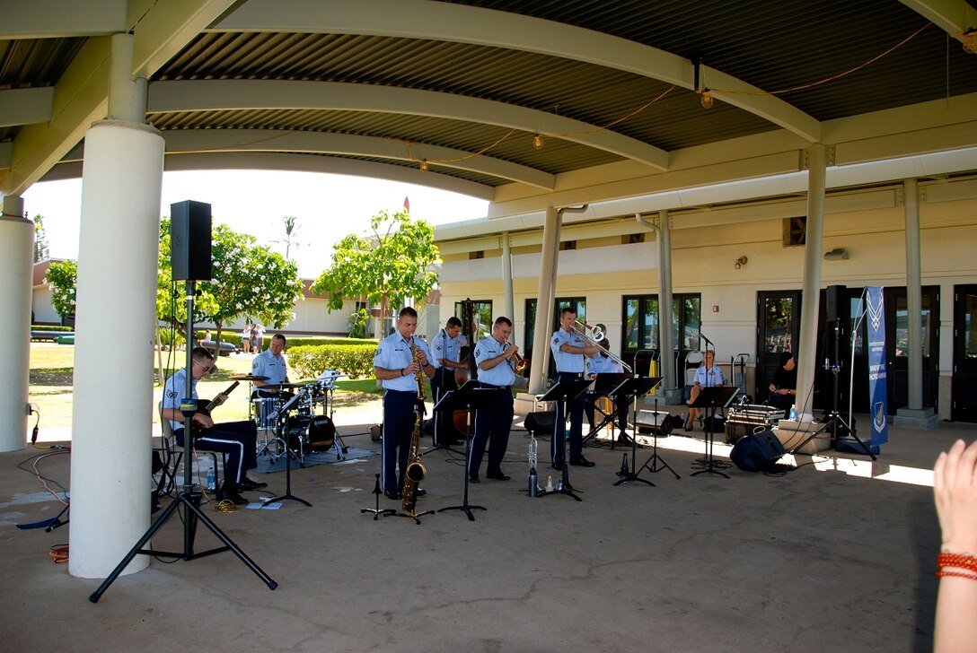 Papana at the Valor in the Pacific Memorial! They played an amazing show that the audience enjoyed! 
