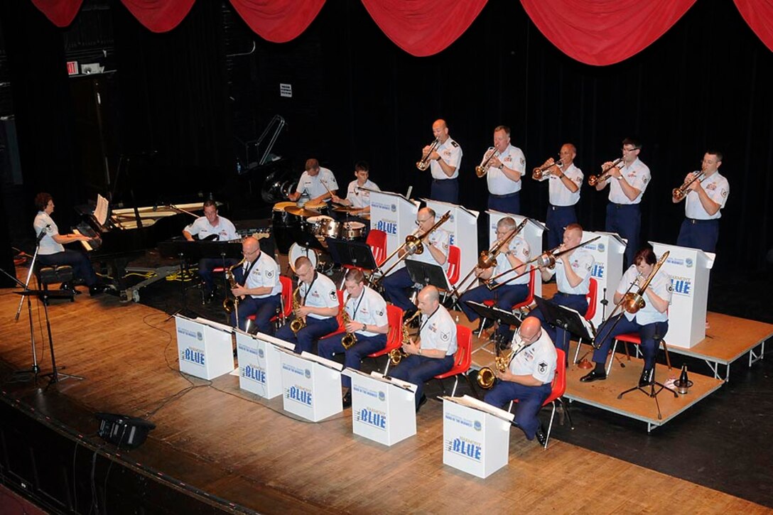 Harmony in Blue

Photo courtesy of TSgt Todd Pendleton, 182nd AW