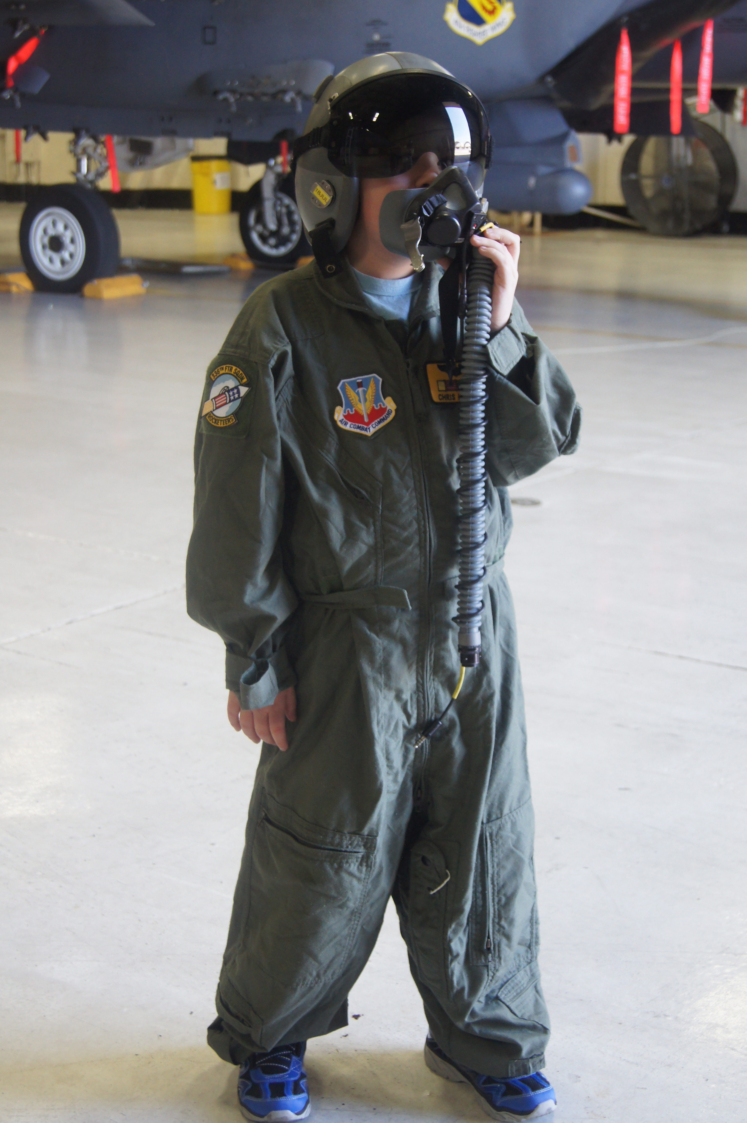 336th FS aircrew help child's dreams come true > Seymour Johnson