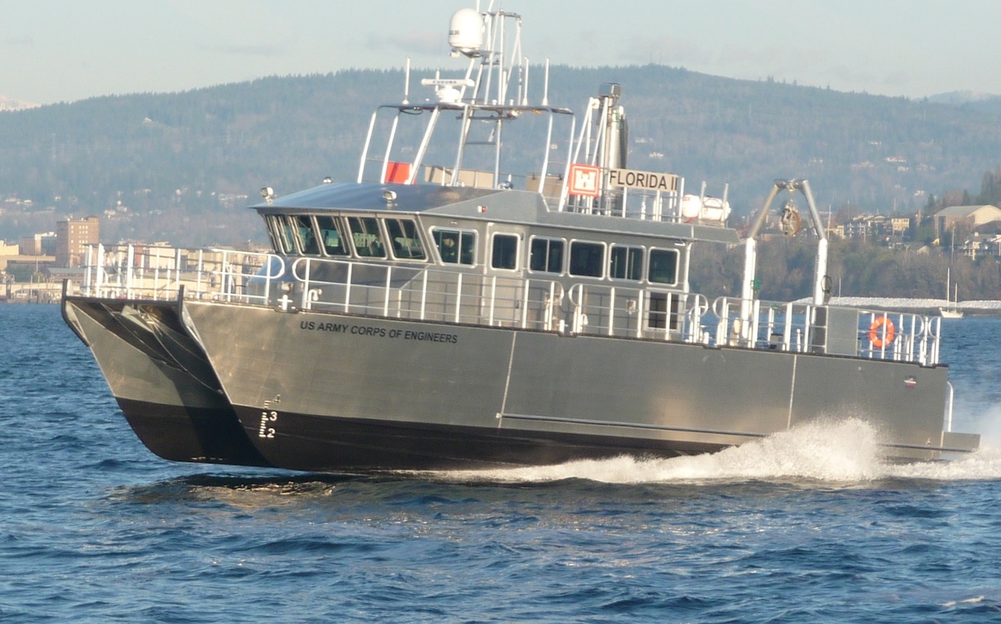 The Florida II cruises up to 36 knots when under way, moving quickly to the next job. Much of the hull is out of the water at higher speeds, thanks to the assistance of a fixed hydrofoil mid-ship. 