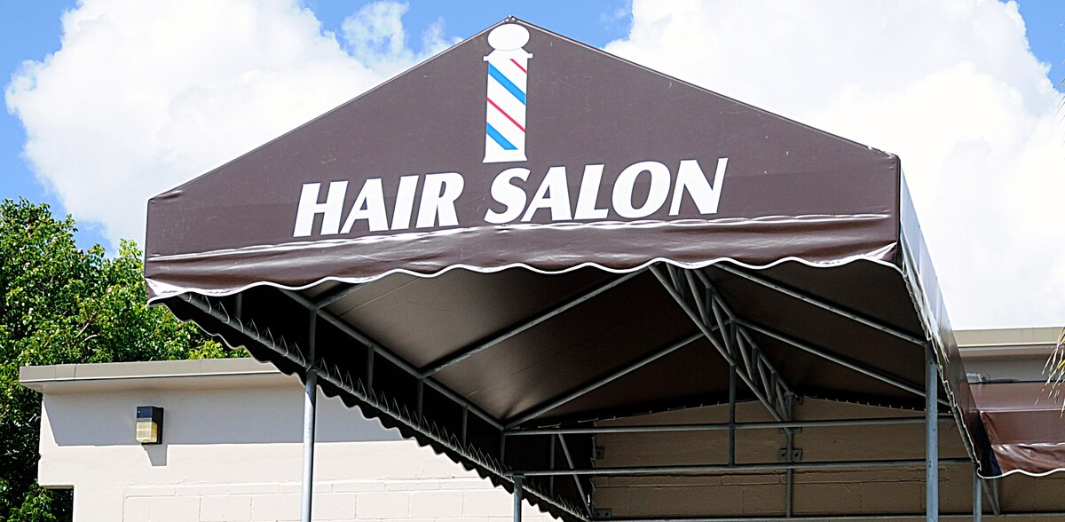 Barber shop reopens for business > Homestead Air Reserve Base > Article