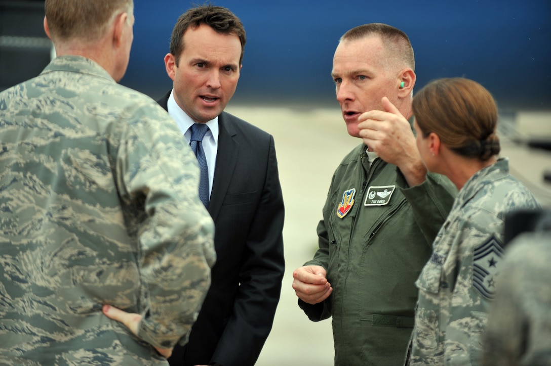 FS GABRESKI ANGB, Westhampton Beach, NY-Col. Tom Owens, commander of the

106th Rescue Wing of the New York Air National Guard, speaks with Acting

Secretary of the Air Force Eric Fanning as he arrives for a visit  to the

wing on Thursday, July 25. Also on hand to greet Fanning where Maj. Gen.

Verle Johnston, Commander of the New York Air National Guard, Brig. Gen.

Anthony German, Chief-of-Staff of the New York Air National Guard and New

York Air National Guard Command Chief Master Sgt. Richard King.
to 106th Rescue Wing. Fanning observed members of the 102nd Rescue Squadron

conducting a practice rescue of a pilot downed at sea. 