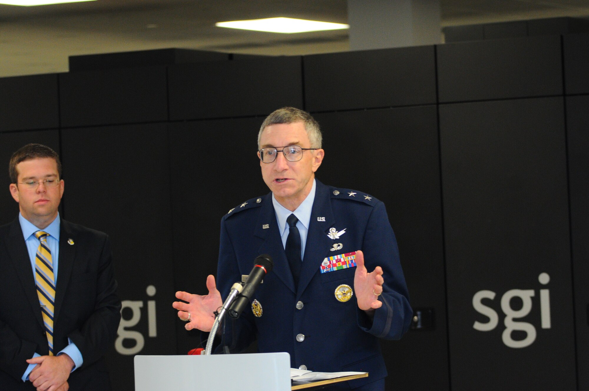 Describing the “Spirit” supercomputer as a “barnburner of a computer,” Maj. Gen. William McCasland commander of Air Force Research Laboratory (AFRL) notes it has more than 73,000 central processing units. (U.S. Air Force photo by Niki Jahns)
