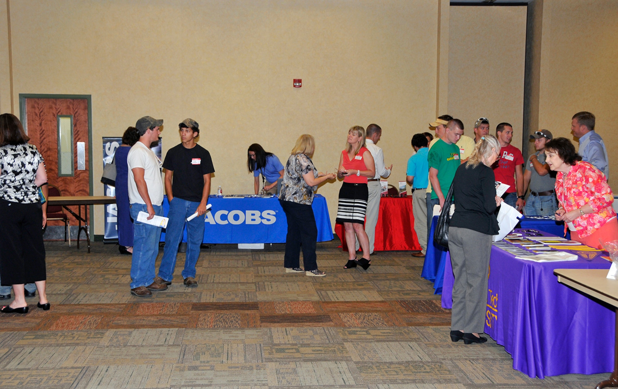 Twenty exhibitors had the chance to talk with about 150 people seeking work during a job assistance fair sponsored by Arnold Community Council and Tennessee Senator Bowling.
