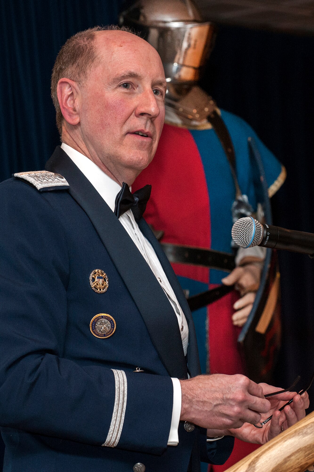 Gen. C. Robert Kehler, commander of United States Strategic Command and sixth commander of the 21st Space Wing, shares memories during his 21st SW anniversary dinner speech May 17. The 21st SW celebrated 21 years of history with many events during the week of May 13-17, culminating with the dinner at The Club. (U.S. Air Force photo/Craig Denton)
