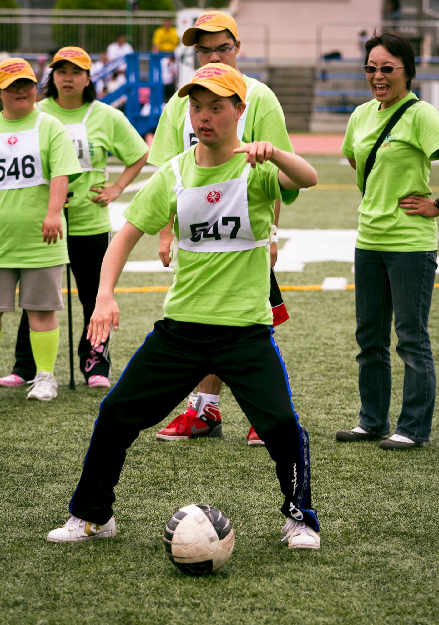 YOKOTA AIR BASE, Japan -- A Special Olympics athlete sets up his shot during the Kanto Plains Special Olympics held at Yokota Air Base, Japan, June 1, 2013. Yokota hosted the event for more than 150 athletes from 10 local schools. (U.S. Air Force photo by Senior Airman William Johnson)