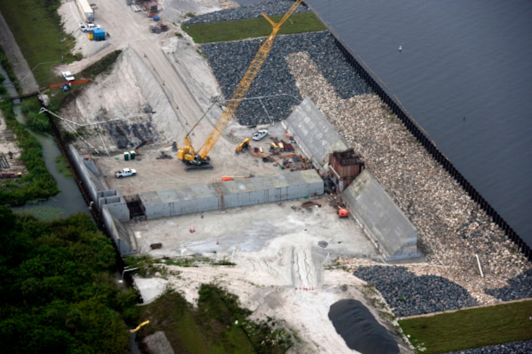 An aerial view of the Culvert 11 site shows the ongoing work to replace more than 30 water control structures around Lake Okeechobee, providing continued stability for Herbert Hoover Dike. 