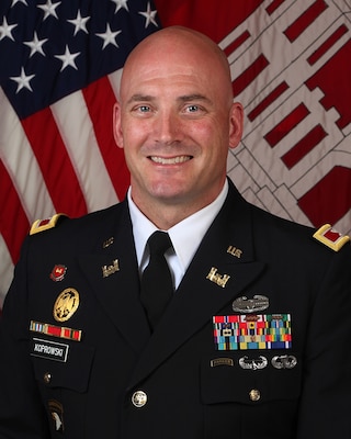 Col. Dan Koprowski assumes command of the St. Paul District June 19, 2013, becoming the district’s 64th commander and district engineer. Prior to assuming this command, he was assigned to the National War College in Washington, D.C.