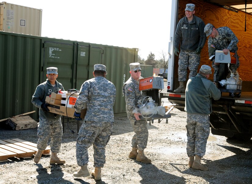 Army Reserve facility equips Soldiers to save lives > Joint Base