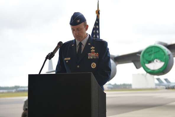 Col. Craig Gaddis, 62nd Maintenance Group commander, speaks for the first time as the new leader of the 62nd MXG, June 14, 2013 at Joint Base Lewis-McChord, Wash. Gaddis previously served as the Joint Staff Distribution Division deputy chief at the Pentagon in Washington, D.C. (U.S. Air Force photo/Staff Sgt. Jason Truskowski)