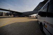 Evacuees of Hurricane Gustav arrive at the Louis Armstrong International Airport, New Orleans, La., to board a U.S. Air Force C-17 Globemaster III The Federal Emergency Management Agency and The Department of Defense chartered to transport citizens to destinations safely outside the hurricanes path, Aug. 31, 2008. 