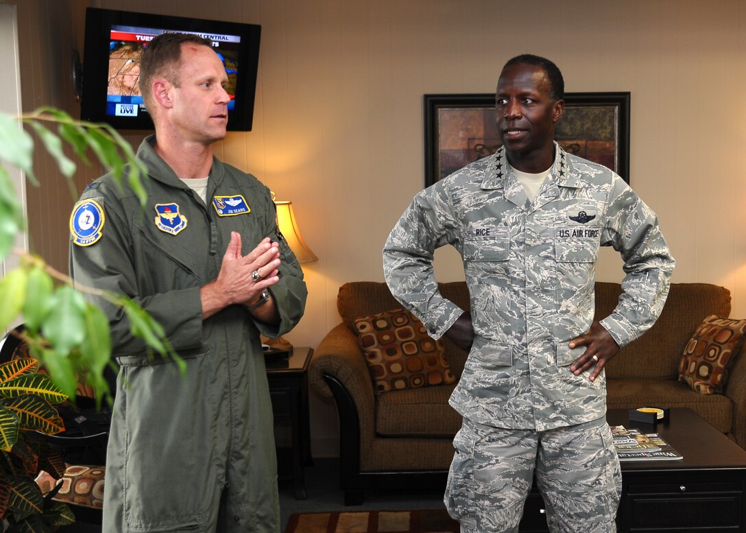 Col. Jim Sears, 14th Flying Training Wing Commander greets Gen. Edward Rice, Commander, Air Education and Training Command, as he arrives in Columbus, Miss. June 17. Rice, Mrs. Rice and Chief Master Sgt. Gerardo Tapia, AETC Command Chief are visiting Columbus Air Force Base June 17 and 18 to speak and interact with base Airmen. (U.S. Air Force Photo/Airman 1st Class Charles Dickens)
