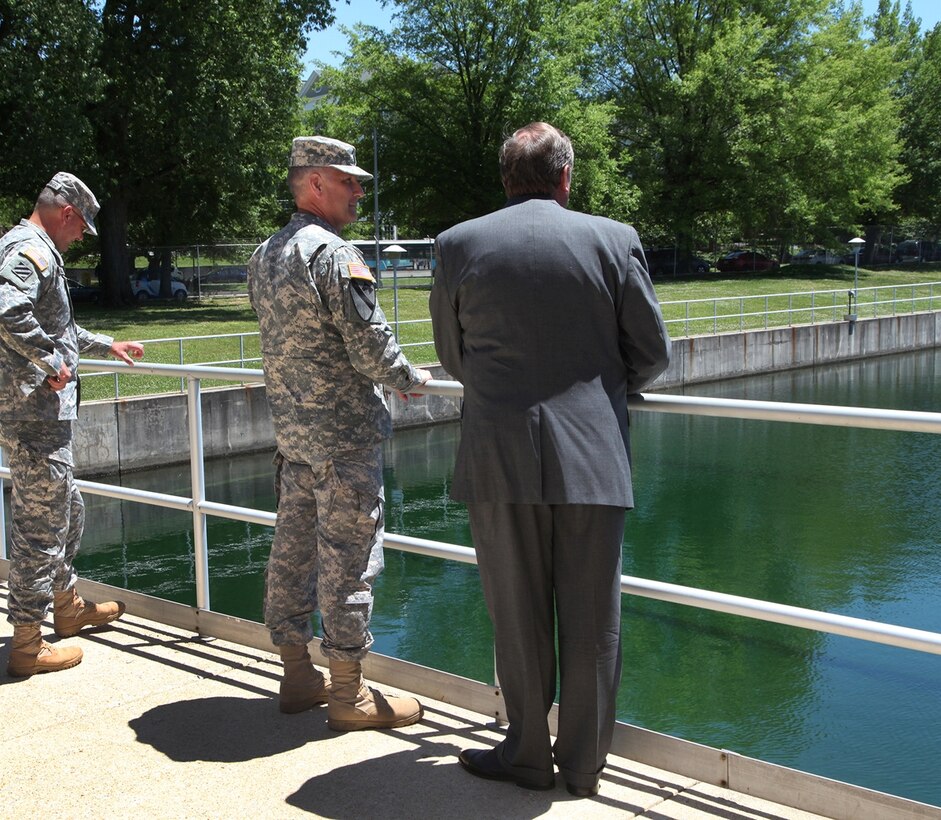 (r to l) Sgt. Maj. of the Army Raymond F. Chandler III visited the Washington Aqueduct to learn more about the USACE’s unique and diverse mission, June 5. USACE Command Sgt. Maj. Karl J. Groninger accompanied Chandler on the tour and both were able to talk to District employees who ensure safe, drinking water for all of the District of Columbia, the City of Falls Church and Arlington County, Va. 