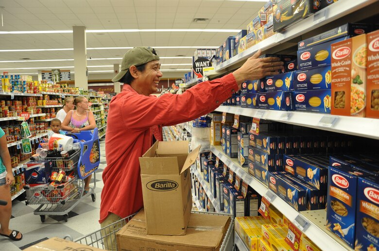 Commissaries plan for Monday furloughs > Space Launch Delta 45