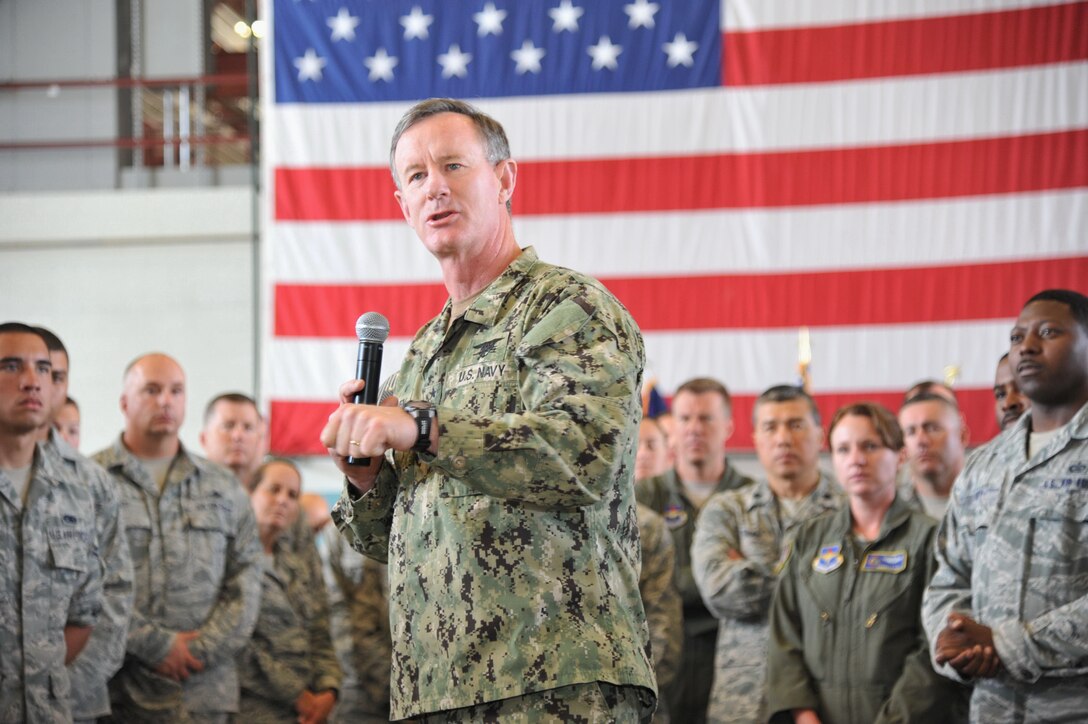 Adm. William H. McRaven, commander of U. S. Special Operations Command, speaks to Airmen of the 58th Special Operations Wing during his June 18 visit to Kirtland Air Force Base. In addition to the 58th SOW, he also visited Los Alamos and Sandia National Laboratories.

Photo by Ken Moore
