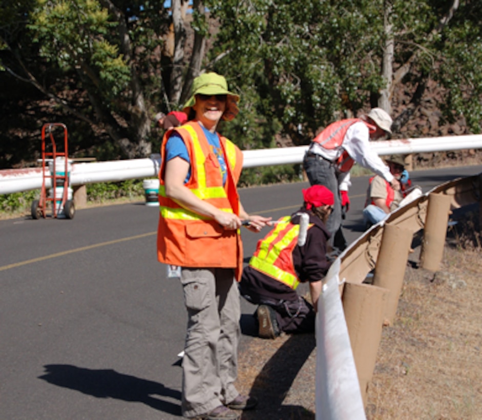 On June 12, 42 volunteers from Google worked on service projects at The Dalles Dam Visitor Center, Seufert Park and Patterson Park. The Googlers provided a total of 129 hours of labor, yielding more than $2,856 in savings to the U.S. Army Corps of Engineers. Park rangers and volunteers worked on painting guardrails and signposts; improving trails, draining Patterson Pond and scooping silt out; removing brush and debris; planting 37 native plants around the visitor center; and trimming and pulling weeds. Their hard work helped to beautify our parks, and allowed us to catch up on a backlog of maintenance items. Thank you, volunteers!