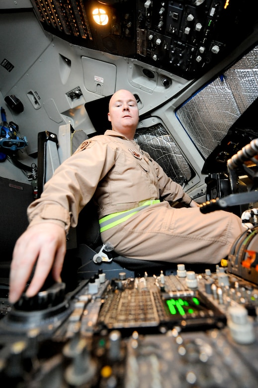Flight engineer reaches combat sortie milestone > U.S. Air Forces