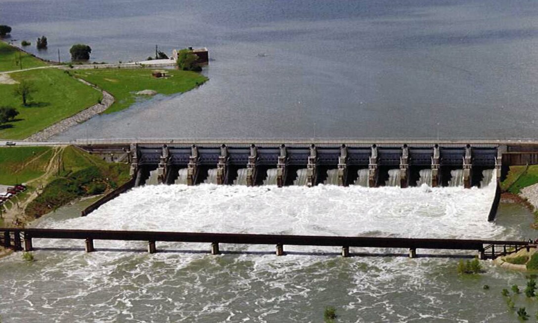 Lavon Lake, located in Wylie, Texas, supplies  water to the member cities of the North Texas Municipal Water District, as well as provides  flood control to the Collin, Dallas and Rockwall County areas.
