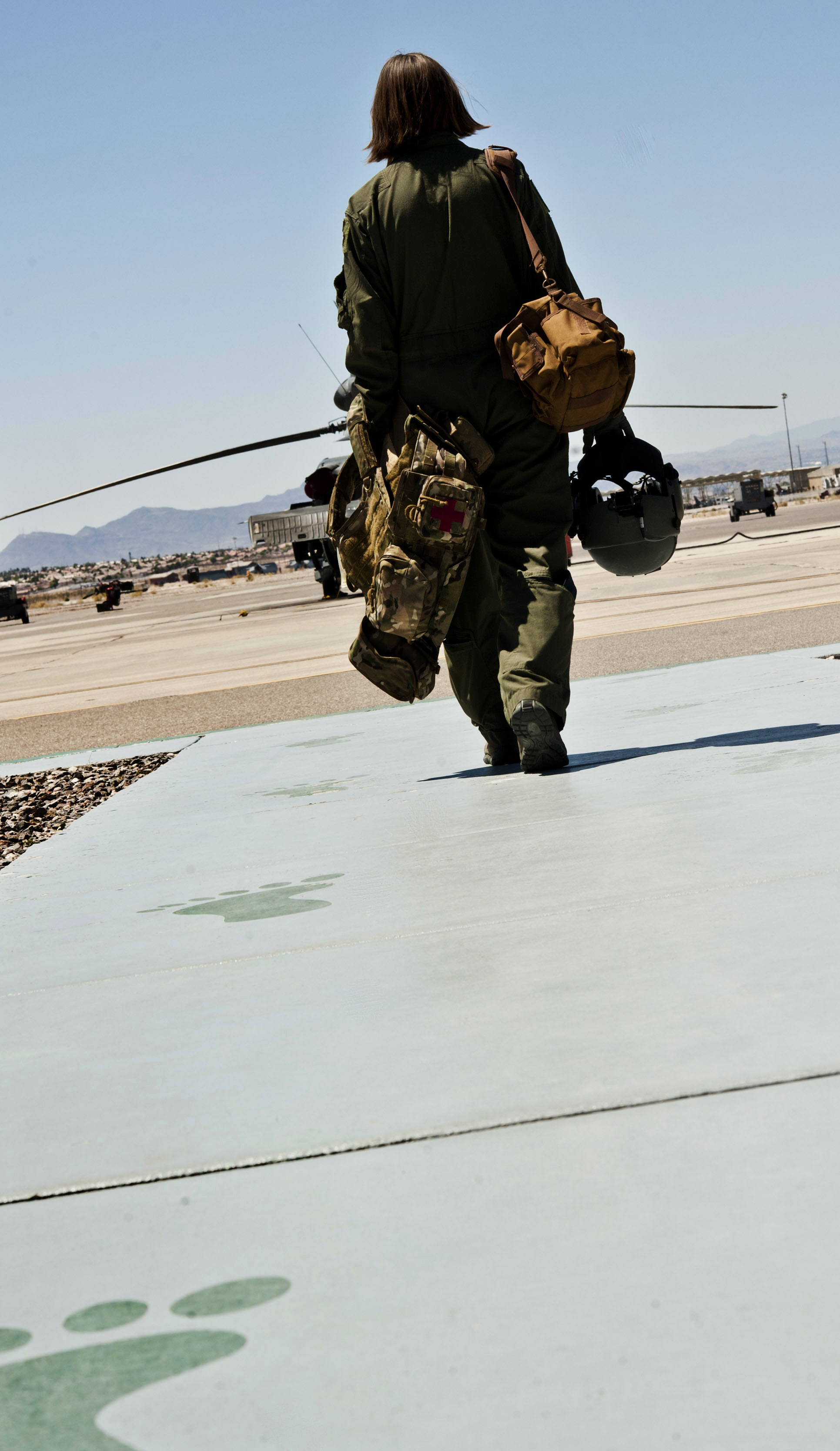 Lone female gunner aims high > Nellis Air Force Base > Features