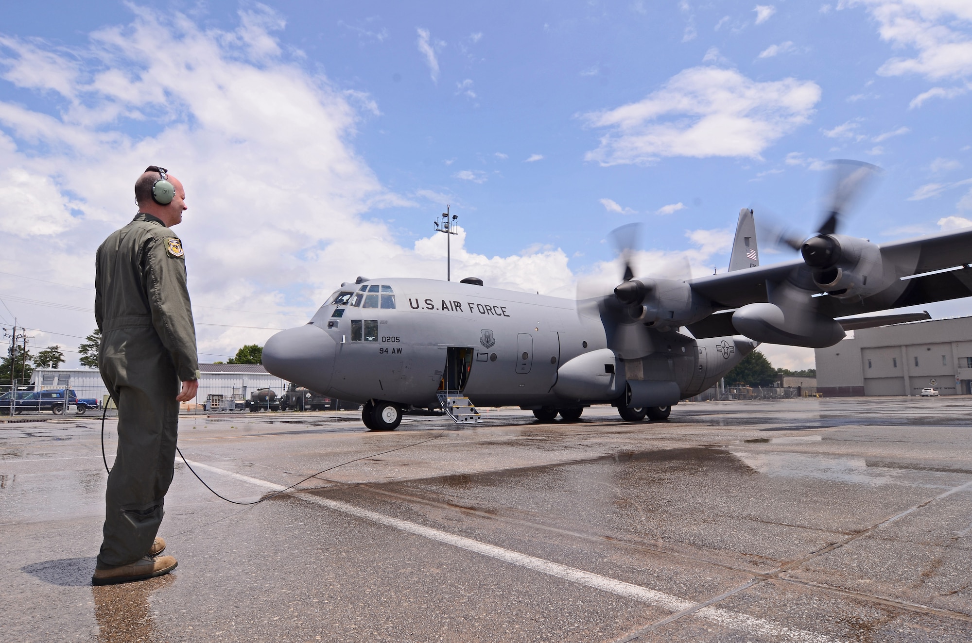 Final flight for Col. Steven Clayton prior to his retirement at Dobbins Air Reserve Base, Ga., Jun 18. (U.S. Air Force photo/Brad Fallin)