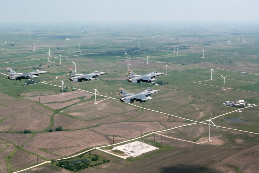 On Thursday, June 20, 2013 F-16 Fighting Falcon aircraft from the 132nd Fighter Wing (132FW), Des Moines, Iowa are seen flying in the skies over Iowa.  The 132FW is currently taking on a new mission to operate MQ-9 Reaper aircraft.  (U.S. Air National Guard photo by Staff Sgt. Linda K. Burger/Released)