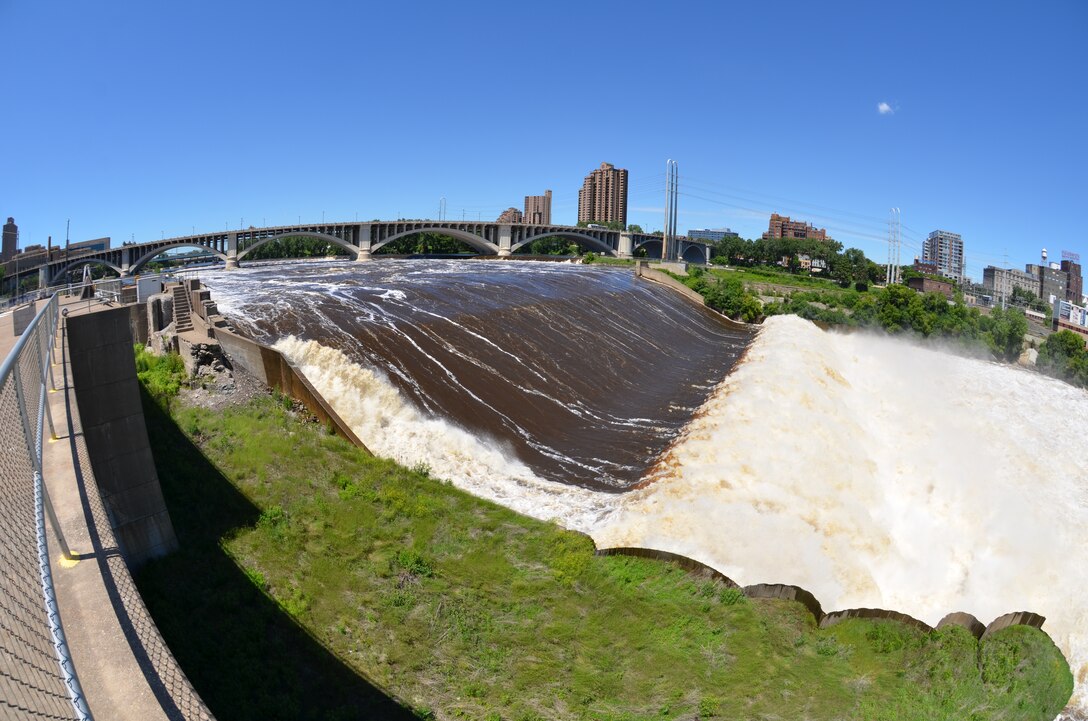 The St. Paul District closed the Upper St. Anthony Falls lock, along with Lower St. Anthony Falls lock and Lock and Dam 1, to all traffic on June 27 when flows surpassed 40,000 cubic feet per second. The locks suspended lockages to recreation boaters earlier in the week, June 24, when flows passed 30,000 cfs.