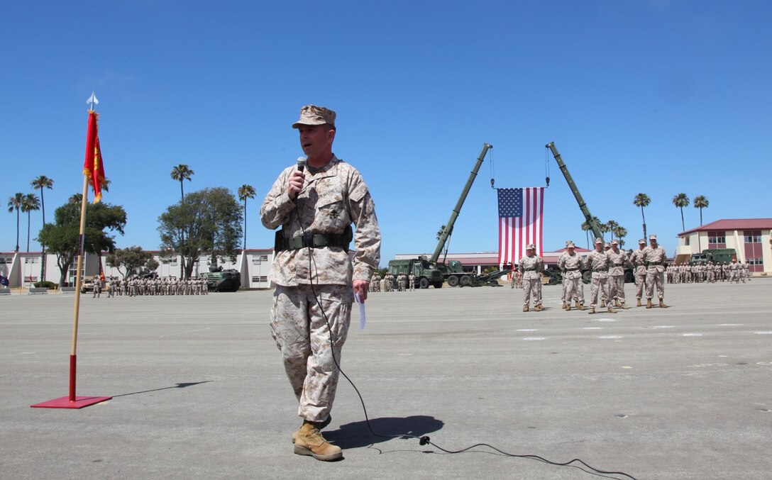 Lieutenant Col. John O’Neal assumed command of the 15th Marine Expeditionary Unit from Col. Scott D. Campbell during a change of command ceremony aboard the Camp Del Mar parade deck, June 27.