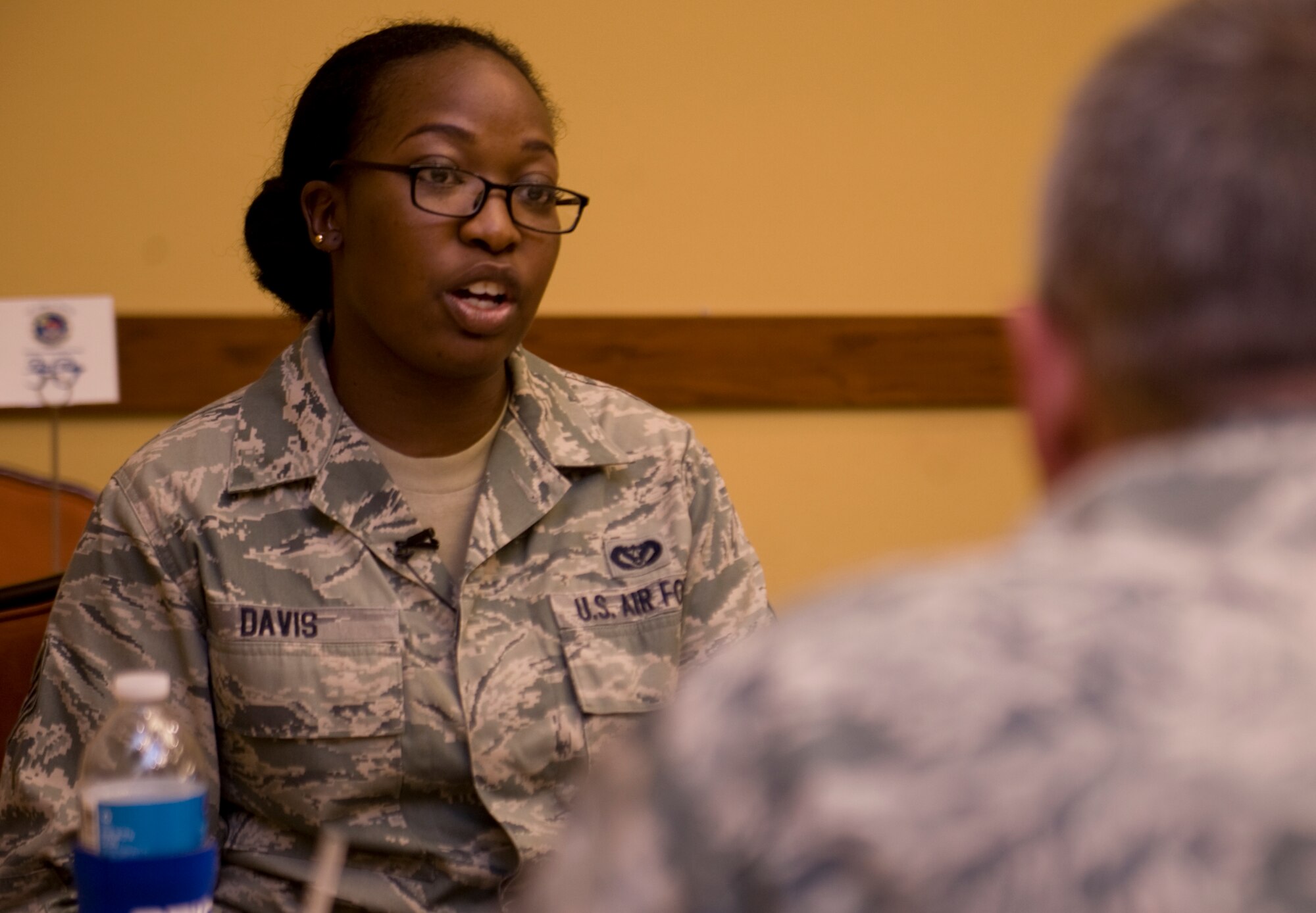 Staff Sgt. LeQuane Davis, an engineer technician for 1st Special Operations Civil Engineer Squadron, inquires about past experiences at a “speed mentoring” event at the Soundside Club on Hurlburt Field, Fla., June 21, 2013.  In addition to short mentoring sessions, the event aimed to cultivate lasting mentoring relationships.  (U.S. Air Force photo by Airman 1st Class Benjamin Kim)