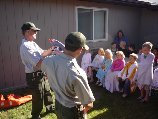 Omaha District park rangers
and natural resource specialists regularly
host local youth groups and students
to teach water safety.