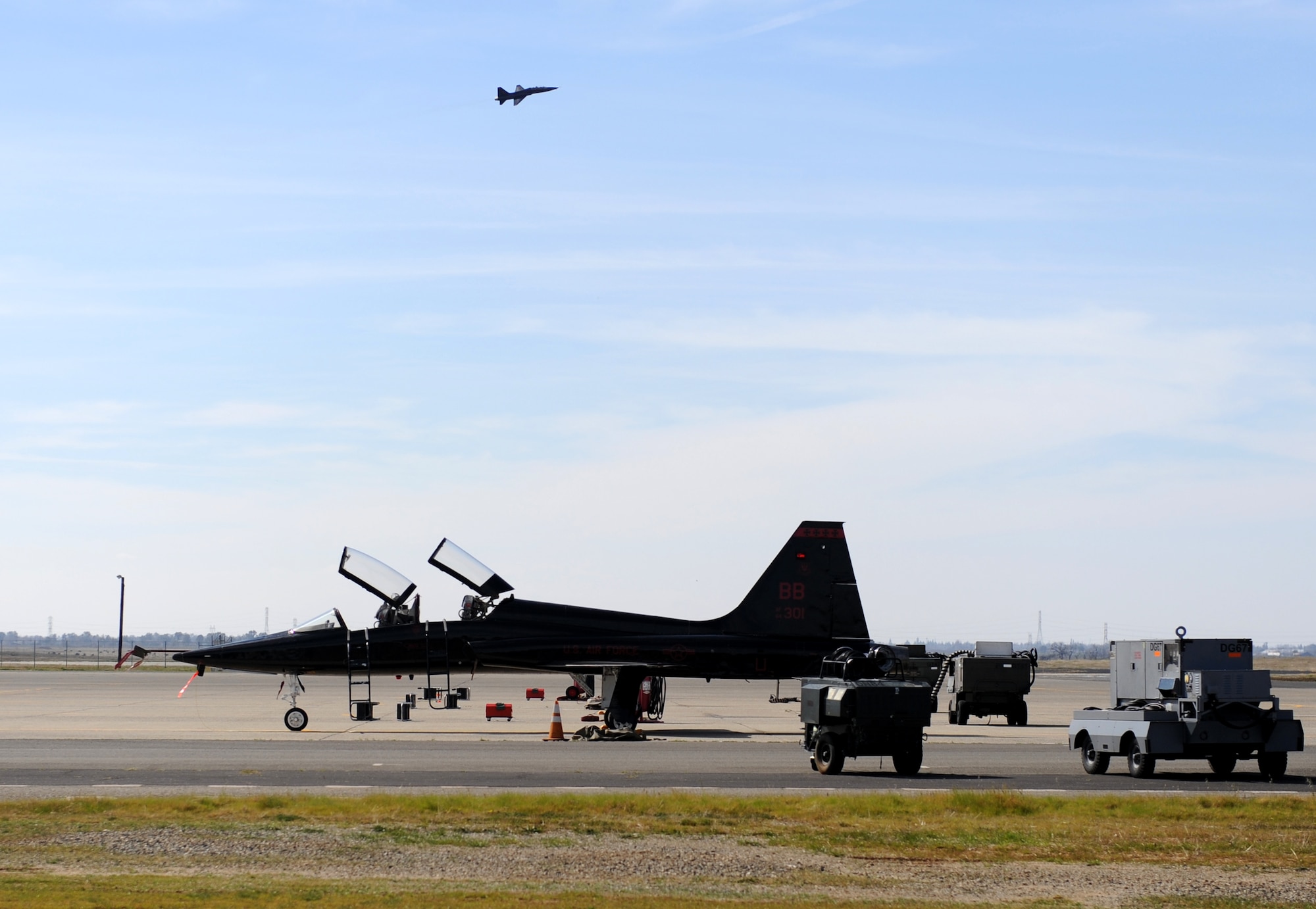 A T-38 Talon jet trainer aircraft is prepared for a flight at Beale Air Force Base, Calif., Feb. 28, 2013. The Talon is utilized by U-2 “Dragon Lady” pilots to maintain flying proficiency. (U.S. Air Force photo by Staff Sgt. Robert M. Trujillo/Released)