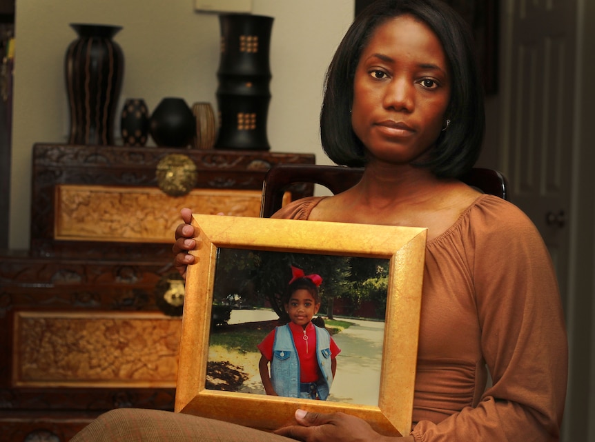 Three-year-old Vanessa Duarte passed away Dec. 6, 1996 after falling ill from her second bilateral lung transplant. She was diagnosed with acute pulmonary hypertension. Her mother, then 23-year-old Sgt. Lawanda Hall, was grieving her child’s death while being swarmed with bills from the hospitals, transplant coordinating team, critical care units, funeral costs and travel costs. Greatly in debt, Hall looked for aid from the Navy and Marine Corps Relief Society, a nonprofit charitable organization sponsored by the Department of the Navy. The NMCRS helped Hall create a budget for her family to pay off the debt that they had accumulated. They were later given a grant.