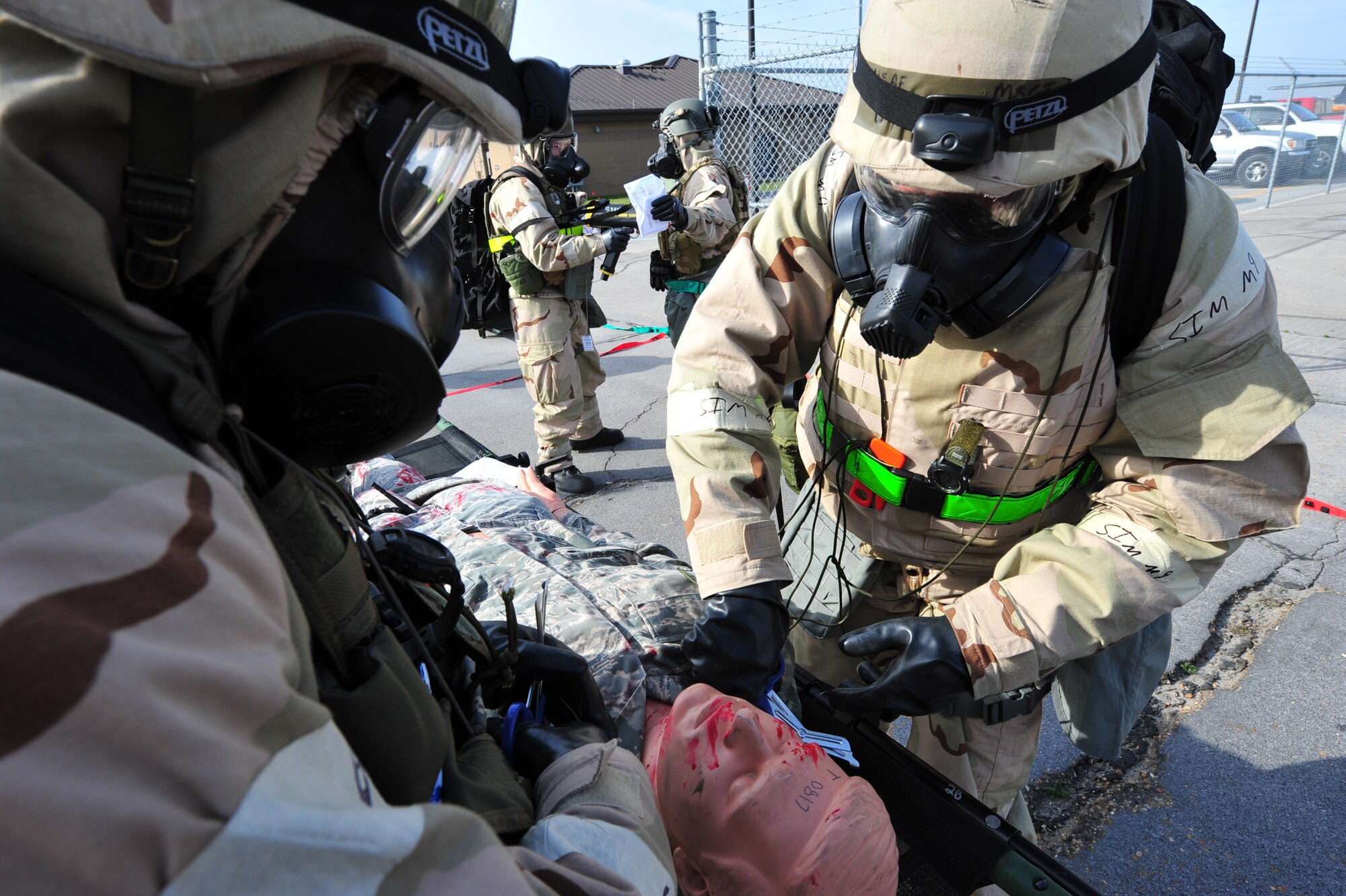 1st Special Operations Wing personnel perform medical injects on a simulated casualty during a consolidated unit inspection, Gulfport Combat Readiness Training Center, Miss., March 1, 2013. The Air Commandos of the 1st Special Operations Wing and 720th Special Tactics Group completed their CUI March 5 and received a ranking of excellent, indicating performance or operations exceeding mission requirements. (U.S. Air Force photo/Senior Airman Desiree W. Moye)
