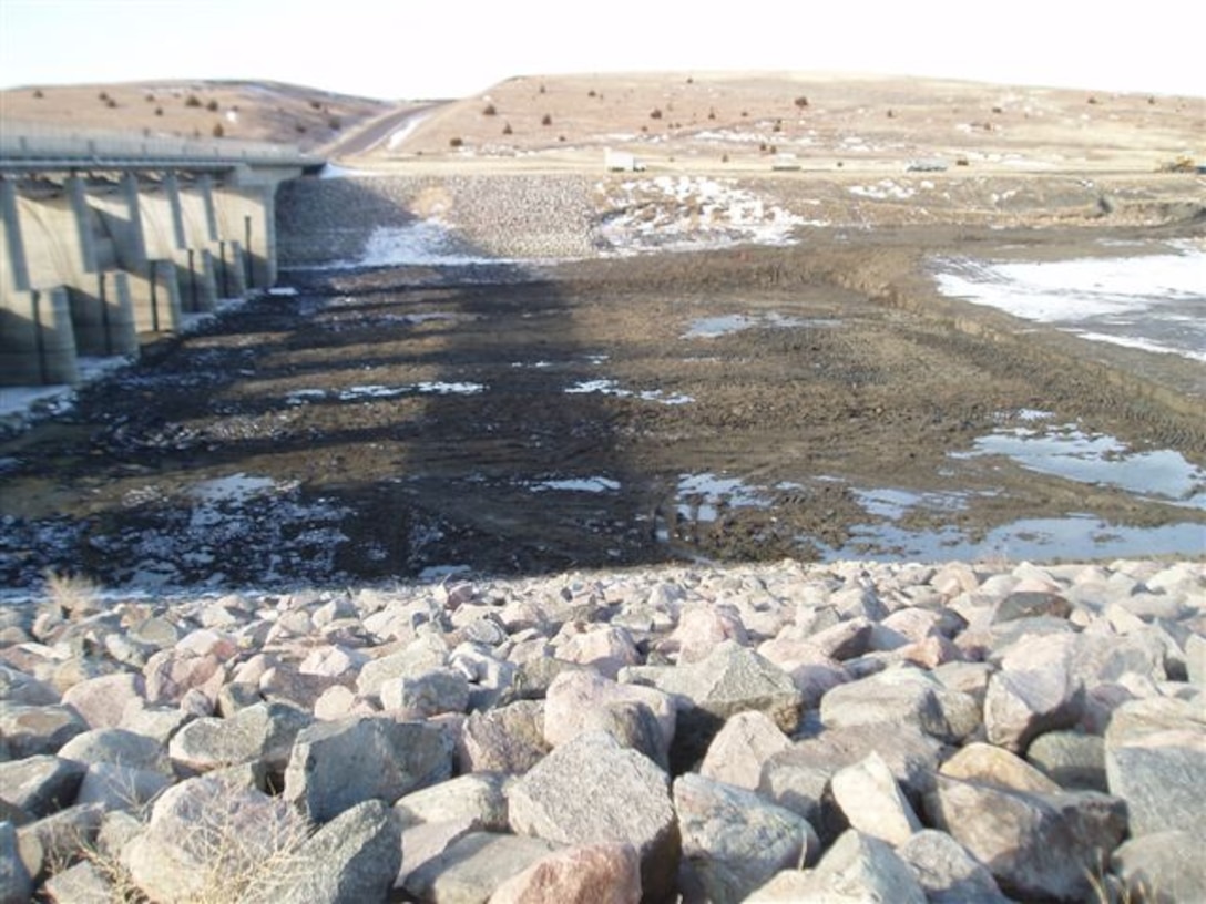 Spillway dredging complete at Oahe Dam - March 2013