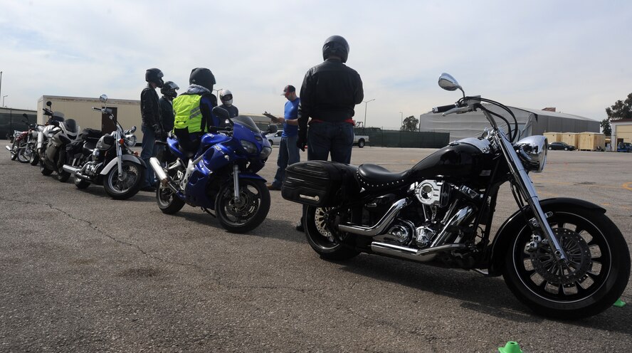 Staff Sgt. Nicholas Giordano, 52nd Fighter Wing Safety representative from Spangdahlem Air Base, Germany, briefs the group on instructions for the motorcycle safety course. The course now enables the students to instruct other motorcycle riders on Incirlik on safe riding. (U.S. Air Force photo by Staff Sgt. Eric Summers Jr./Released)