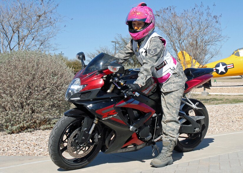 Motorcycle safety program promotes safe riding > Goodfellow Air Force