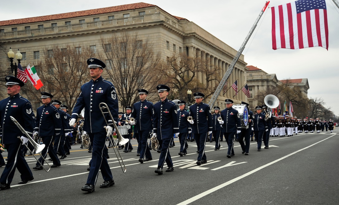 Members of the U.S. Air Force band march in the St. Patricks’ Day March 17, 2013 in Washington, D.C. The theme of this year’s parade was “Celebrating Service to the Stars and Stripes.” (U.S. Air Force photo/ Airman 1st Class Erin O’Shea)   