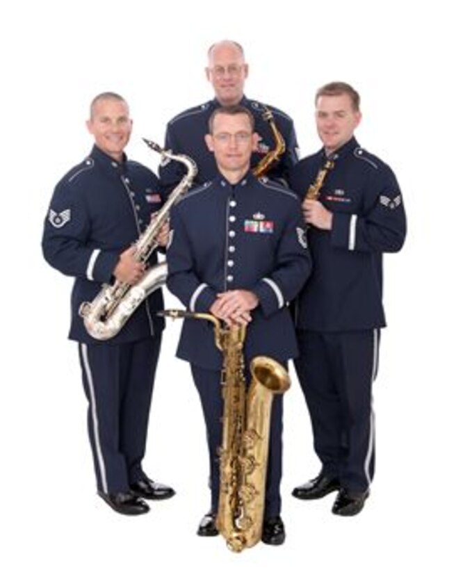 Horizon Saxophone Quartet new group photo