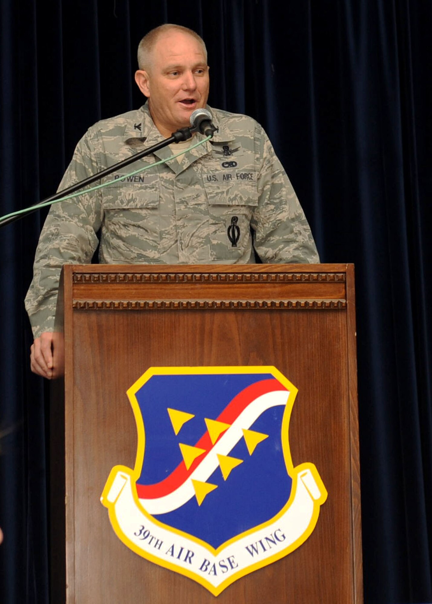Col. Mark Bowen, 39th Maintenance Squadron commander, speaks about the importance of family during the Commander’s National Prayer Breakfast March 23, 2013, at Incirlik Air Base, Turkey. Following his presentation, Bowen led a prayer for the strength of military families to endure hardships that may come. (U.S. Air Force photo by Staff Sgt. Marissa Tucker/Released)