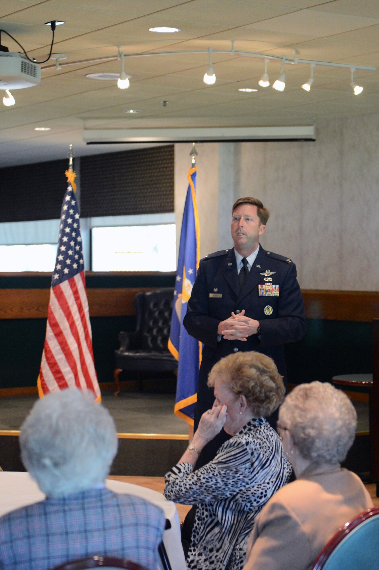 Col. Wyn Elder, 62nd Airlift Wing commander, expresses his gratitude during a ceremony honoring Vietnam veterans and their family members March 23, 2013 at Joint Base Lewis-McChord, Wash. The ceremony is part of the Department of Defense’s commemoration of the Vietnam War’s 50th anniversary, which began May 28, 2012 and is a 13-year program dedicated to paying tribute to Vietnam veterans. (U.S. Air Force photo/Airman 1st Class Jacob Jimenez)