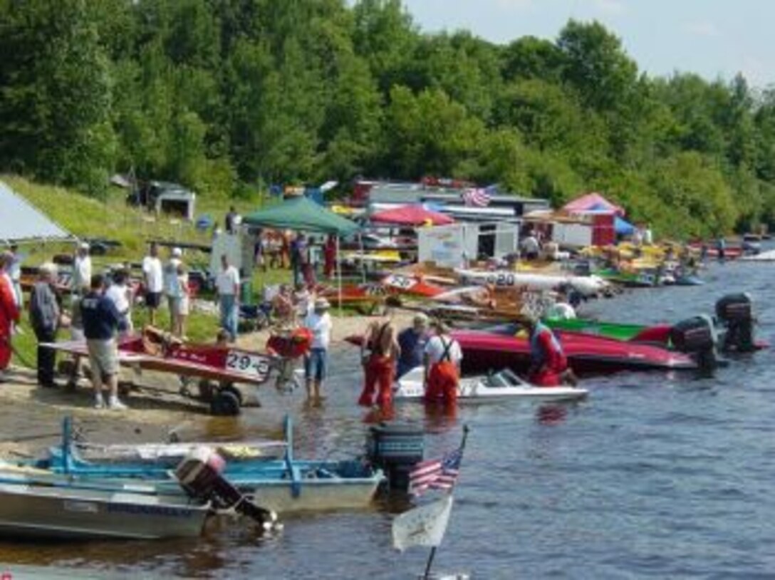 Boat racers line up at the West Thompson Lake boat ramp, North Grosvenordale, Conn.